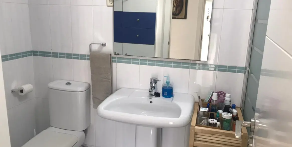 Продажа апартаментов на среднем этаже в Estepona 19