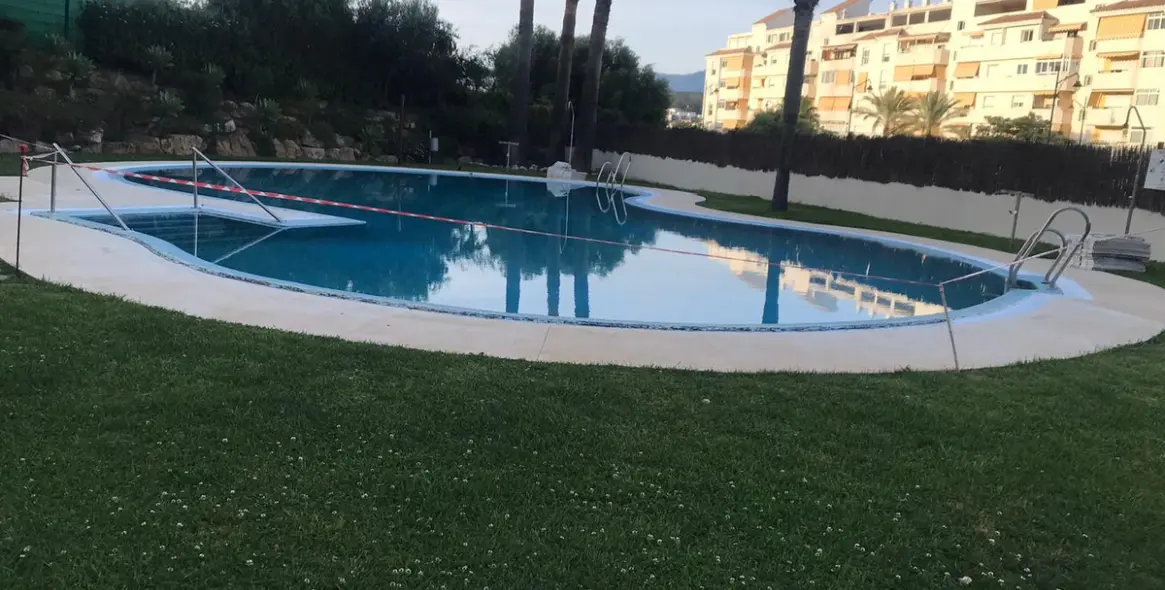 Продажа апартаментов на среднем этаже в Estepona 23