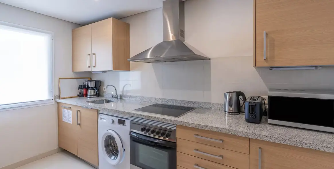 Продажа апартаментов на среднем этаже в Casares Playa 7