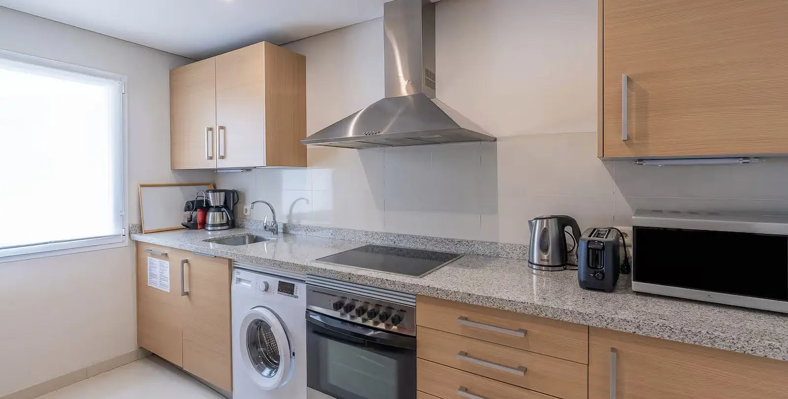Sale of middle floor apartment in Estepona 7