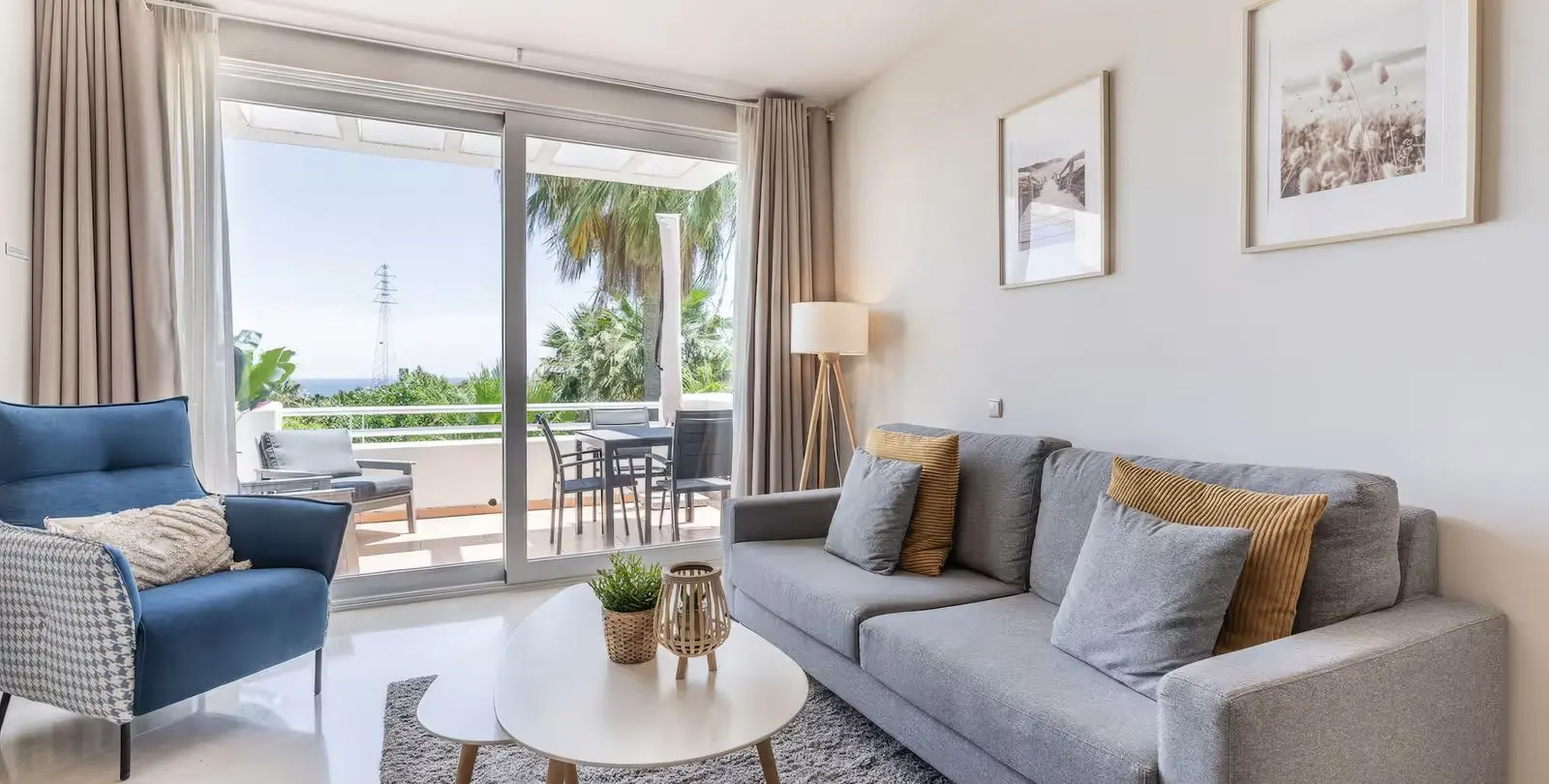 Sale of middle floor apartment in Estepona 10
