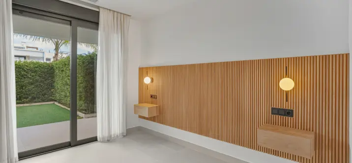 Venta de apartamento en planta baja en Cancelada 2