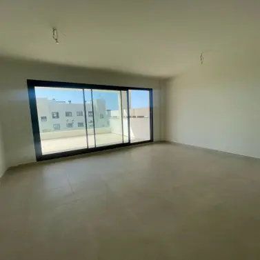 Продажа апартаментов на первом этаже в Benalmadena