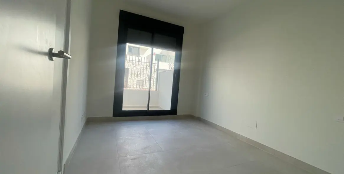 Sale of ground floor apartment in Benalmadena 28