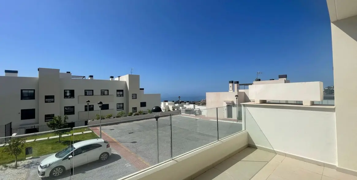 Sale of ground floor apartment in Benalmadena 33