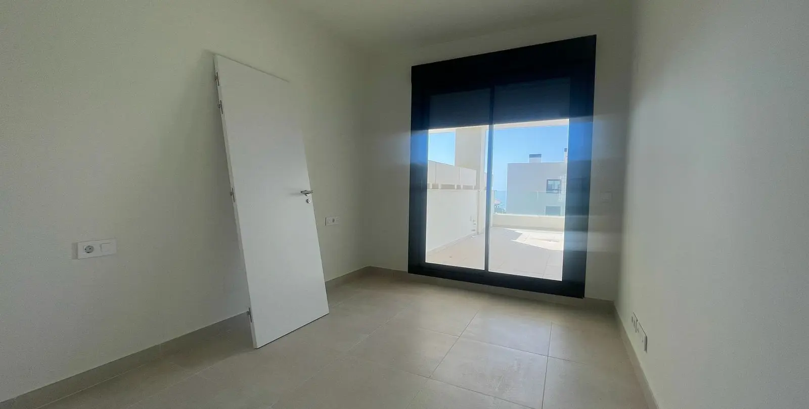 Sale of ground floor apartment in Benalmadena 26
