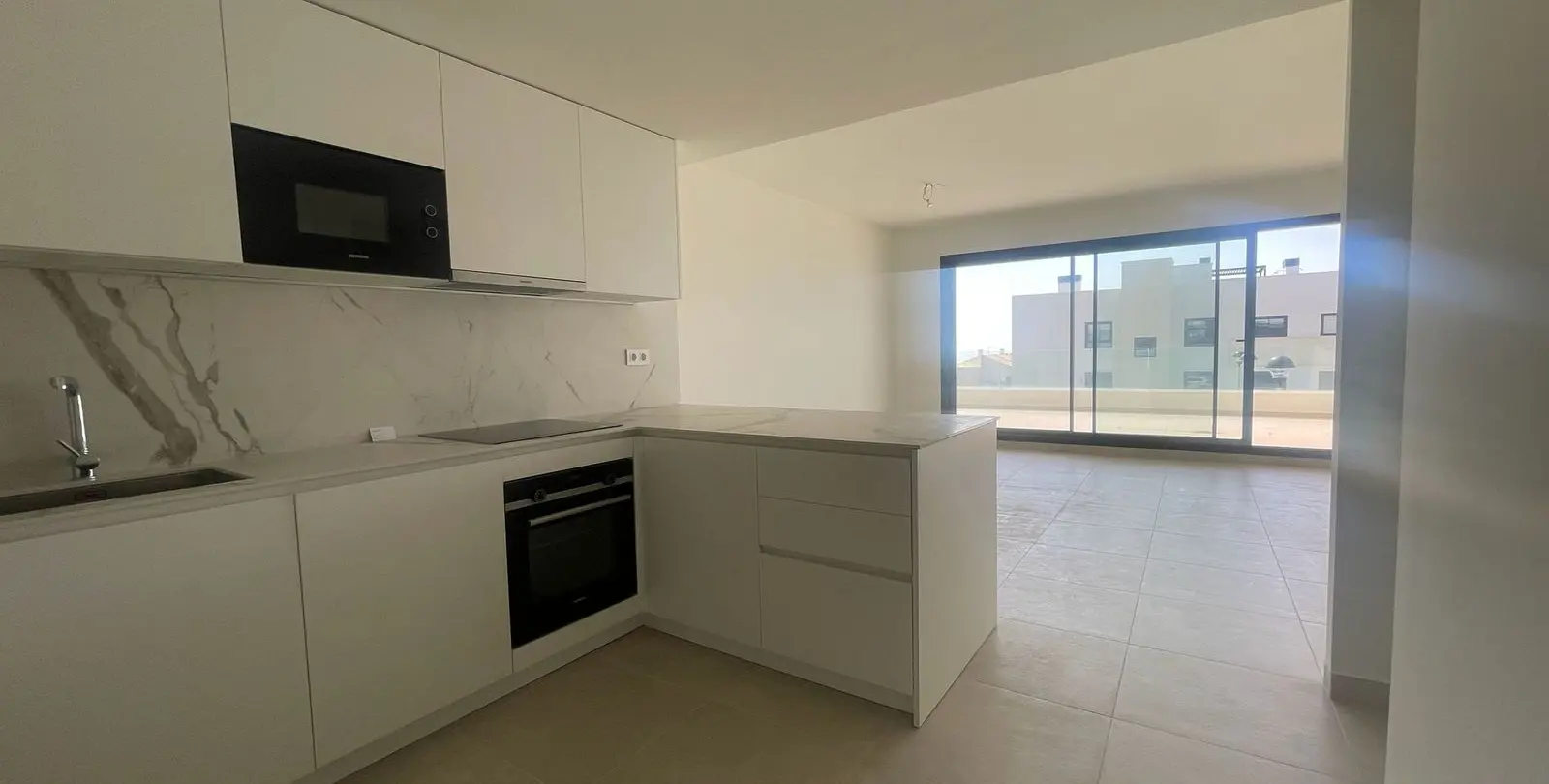 Sale of ground floor apartment in Benalmadena 38
