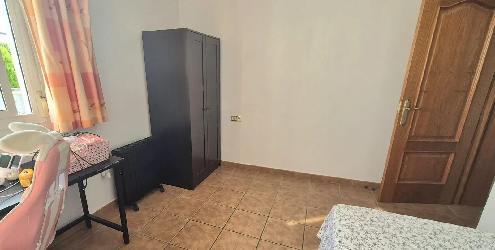 Продажа  отдельно стоящей виллы в Alhaurín de la Torre 28