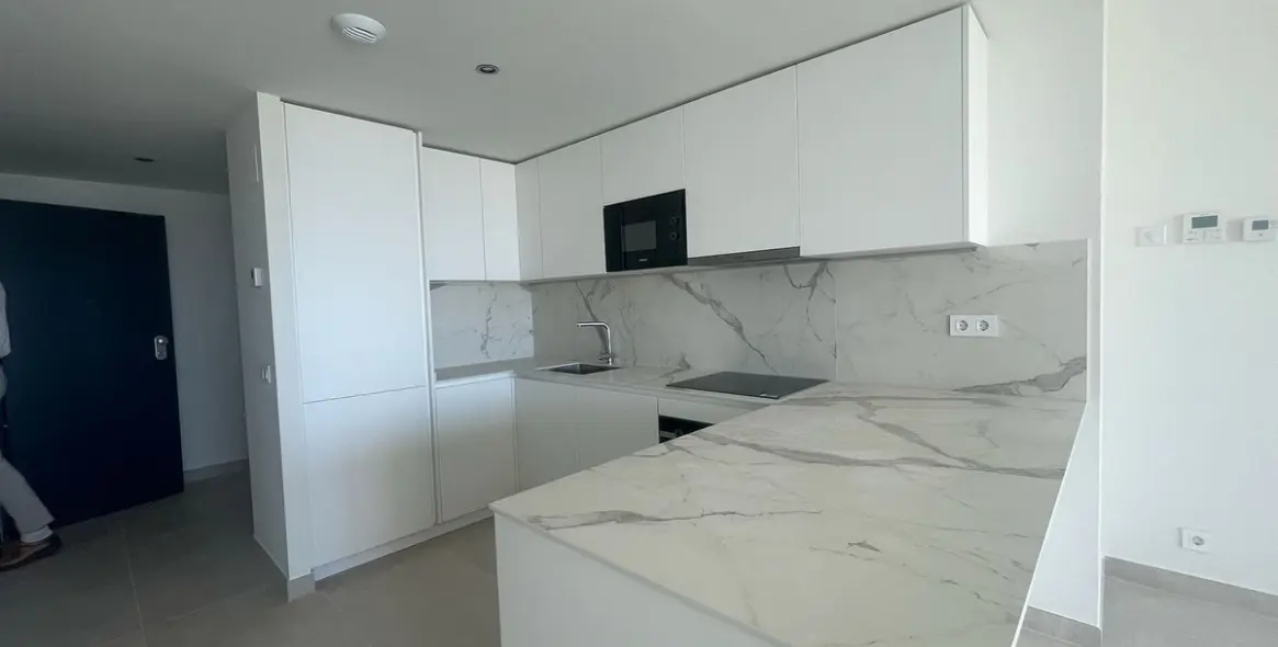 Venta de apartamento en planta media en Benalmadena 20