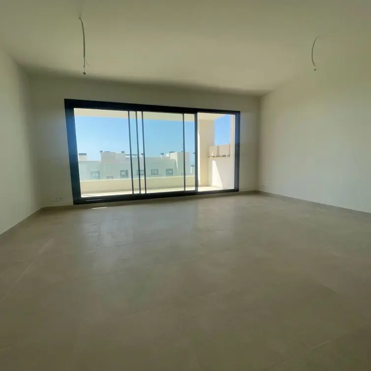 Продажа апартаментов на среднем этаже в Benalmadena