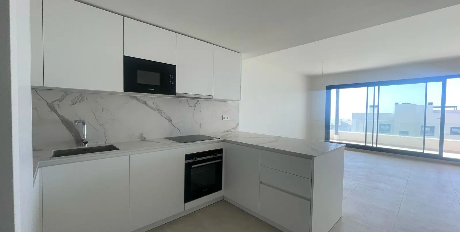 Продажа апартаментов на среднем этаже в Benalmadena 10