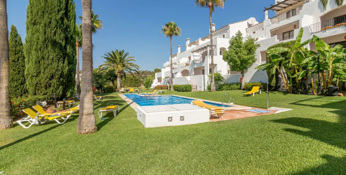 Sale of townhouse in Los Arqueros 24