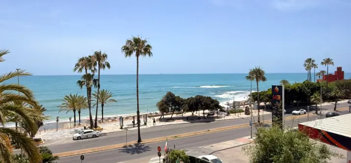 Sale of middle floor apartment in Benalmadena 0