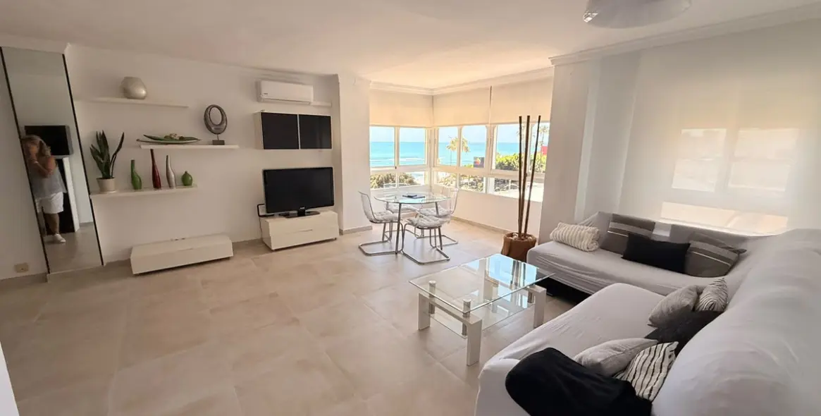 Sale of middle floor apartment in Benalmadena 4