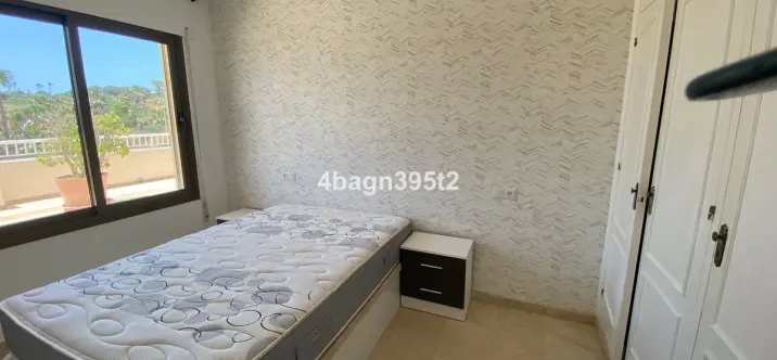 Sale of middle floor apartment in El Faro 3