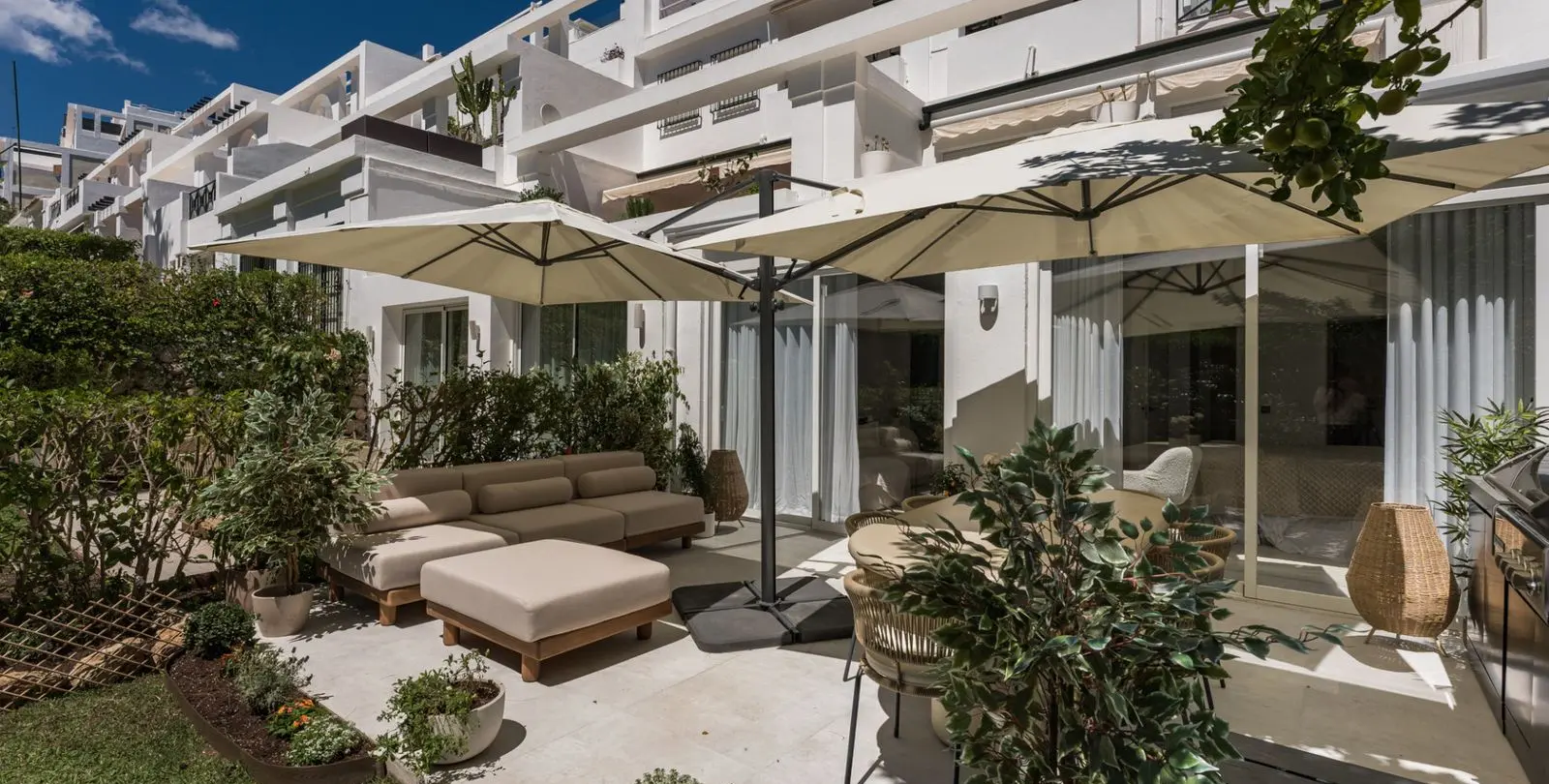 Продажа апартаментов на первом этаже в La Quinta 61