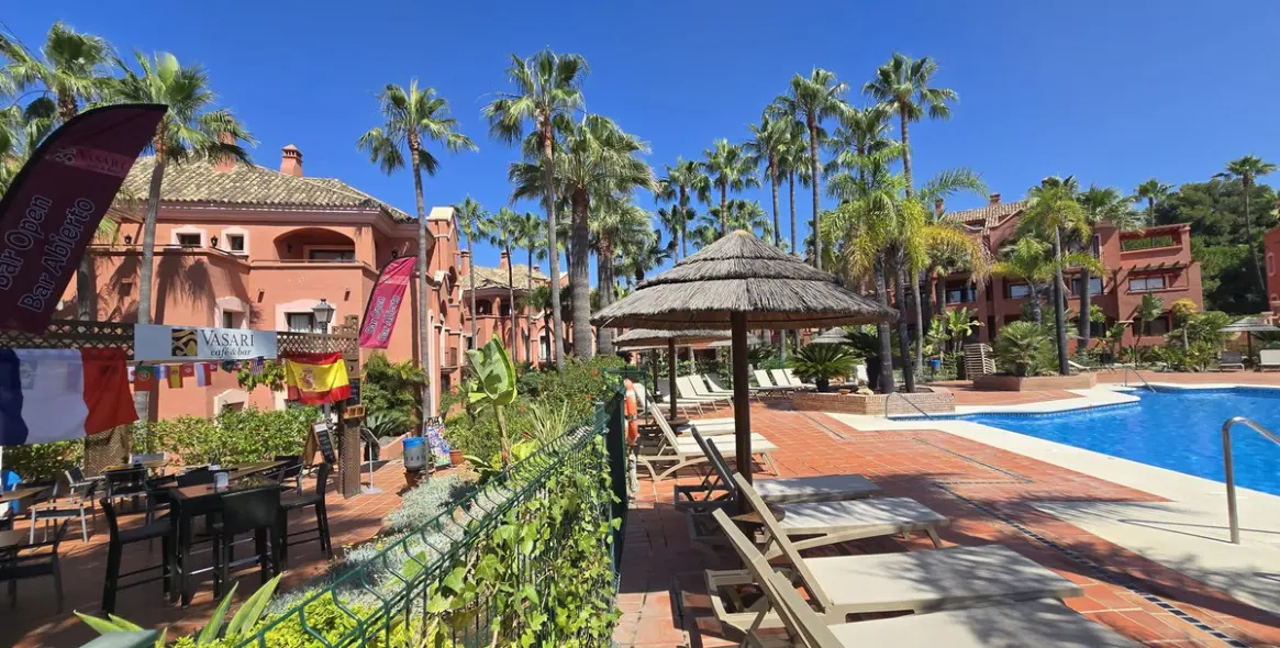 Продажа апартаментов на первом этаже в Puerto Banús 3