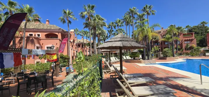 Продажа апартаментов на первом этаже в Puerto Banús 2
