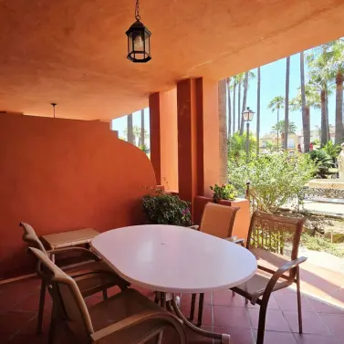 Продажа апартаментов на первом этаже в Puerto Banús
