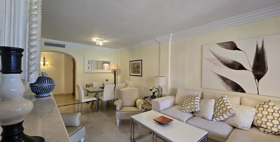 Продажа апартаментов на первом этаже в Puerto Banús 9