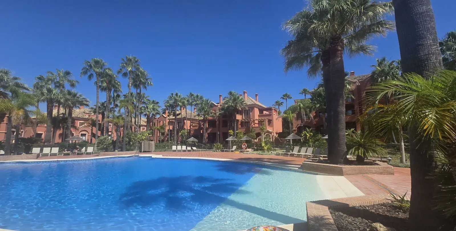 Long-term rent of ground floor apartment in Puerto Banús 1