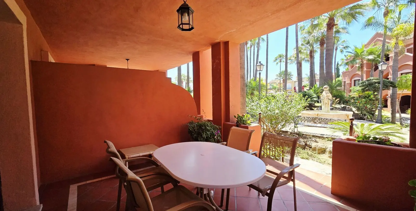 Long-term rent of ground floor apartment in Puerto Banús 6