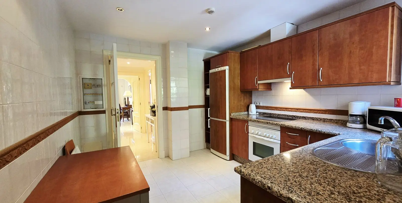 Long-term rent of ground floor apartment in Puerto Banús 19