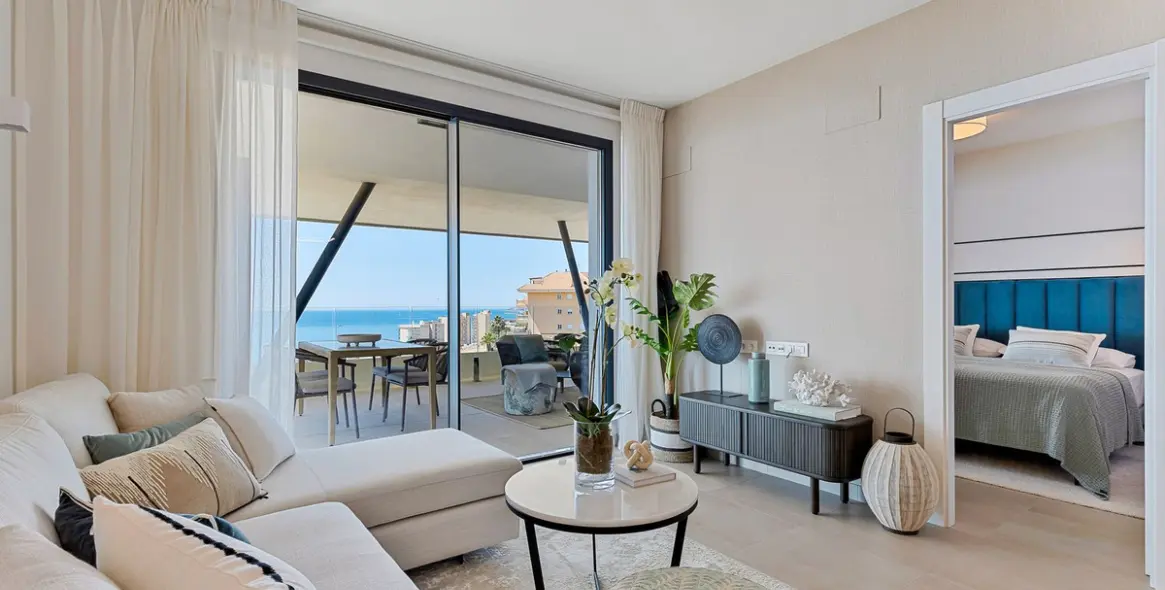 Sale of middle floor apartment in Fuengirola 3