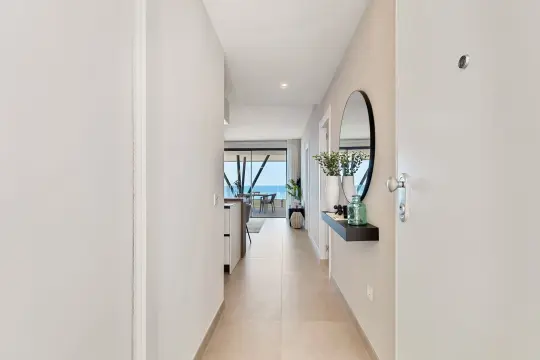Image 4 thumb