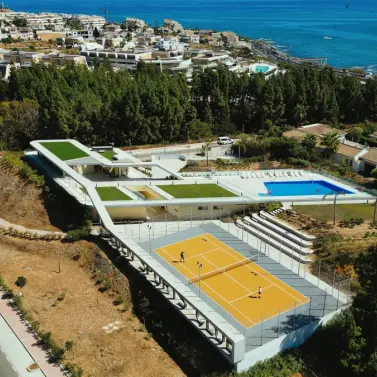Sale of townhouse in El Chaparral