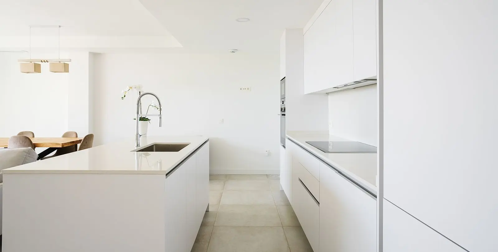 Sale of townhouse in El Chaparral 9