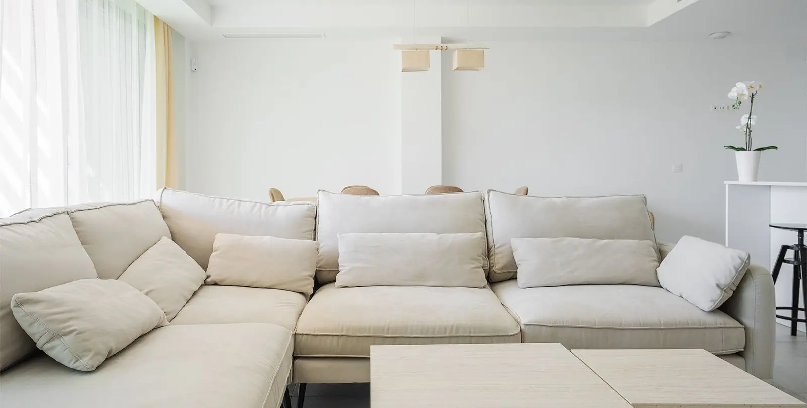 Sale of townhouse in El Chaparral 12