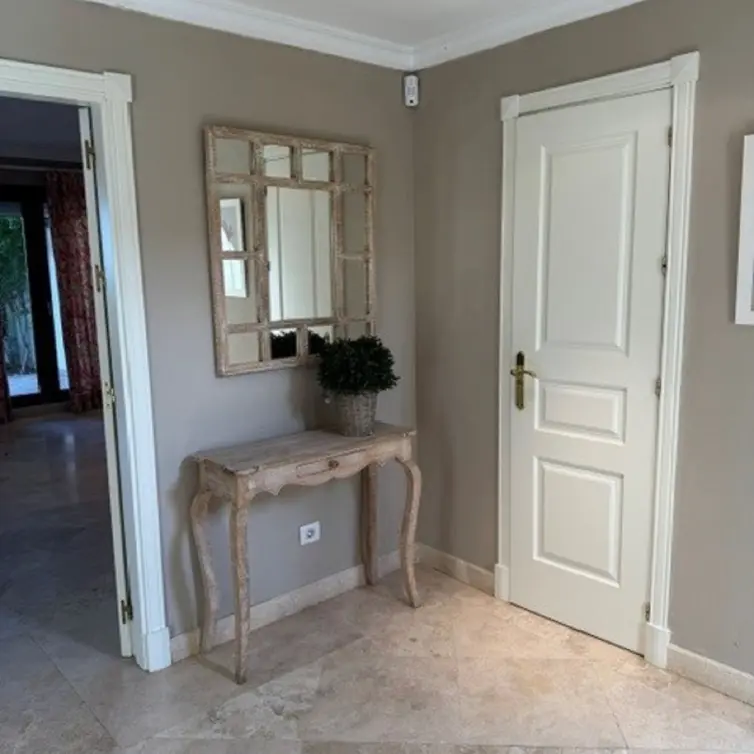 Sale of townhouse in El Paraiso