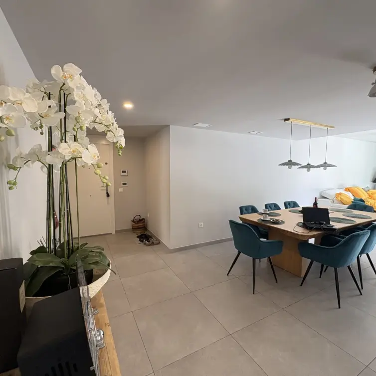 Продажа апартаментов на первом этаже в Elviria