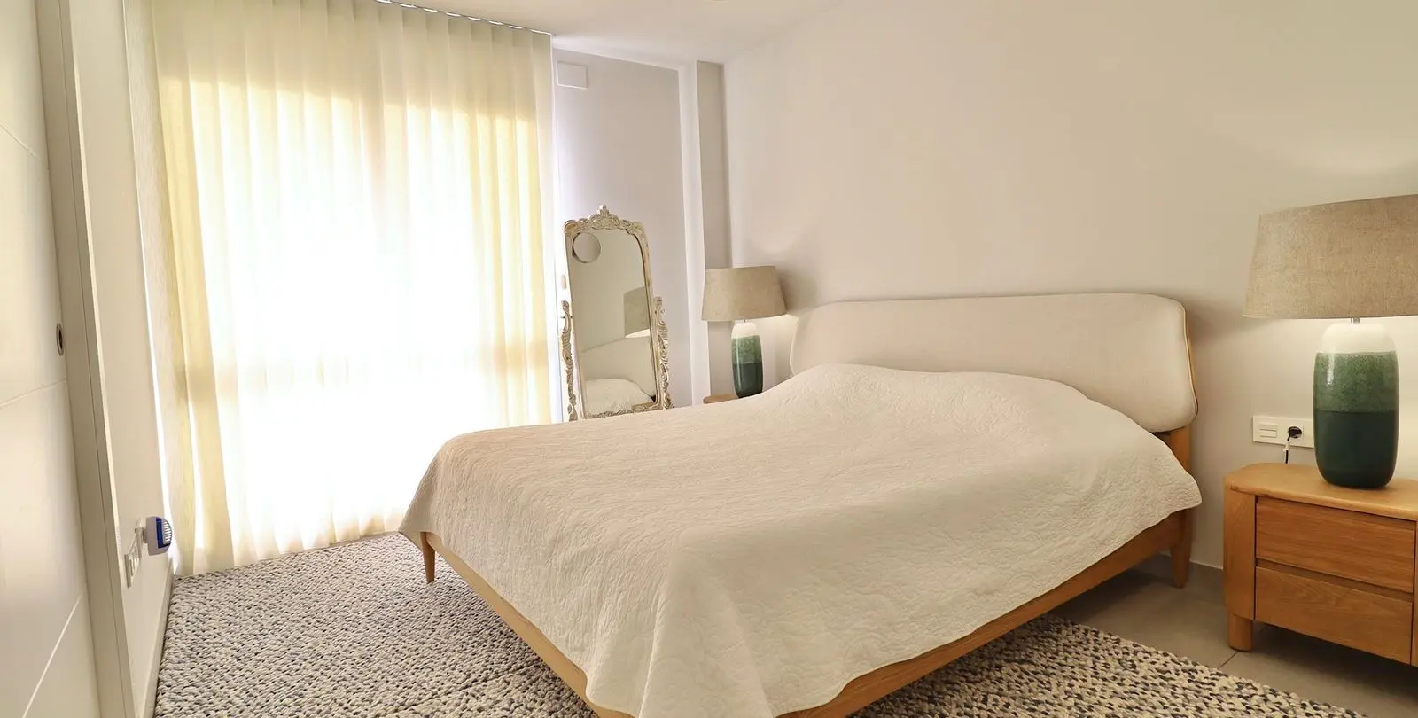 Продажа апартаментов на первом этаже в Elviria 16