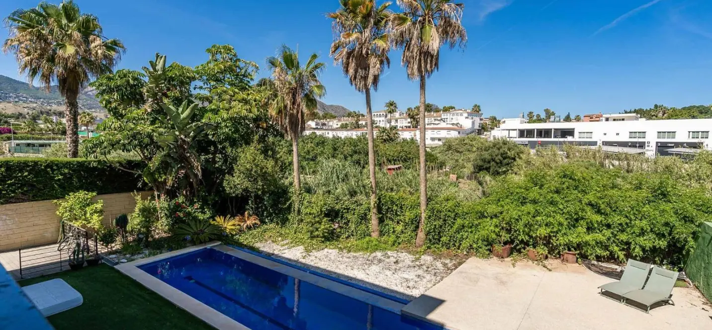 Продажа  отдельно стоящей виллы в Mijas Costa 3