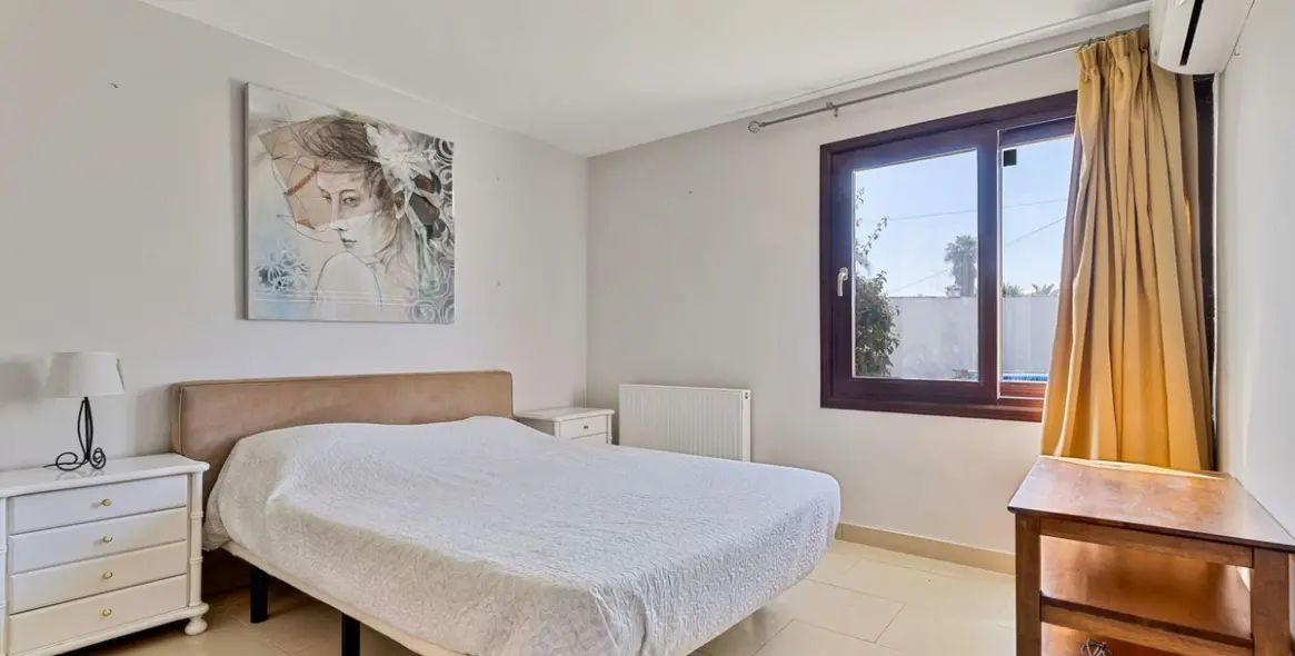Venta de villa independiente en Estepona 20