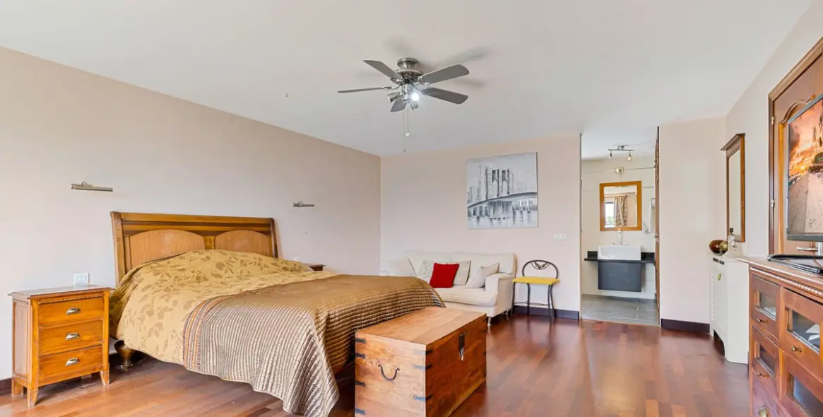 Venta de villa independiente en Estepona 24