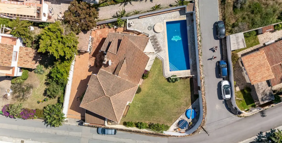 Venta de villa independiente en Estepona 57