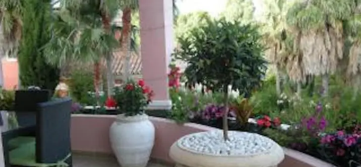Venta de villa independiente en Calahonda 1