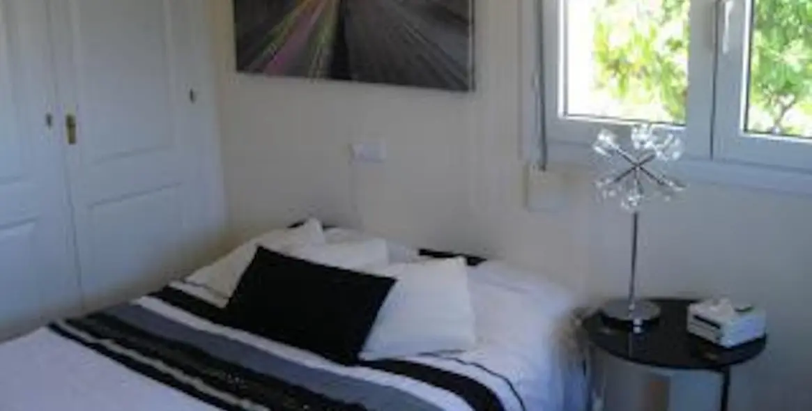 Venta de villa independiente en Calahonda 11