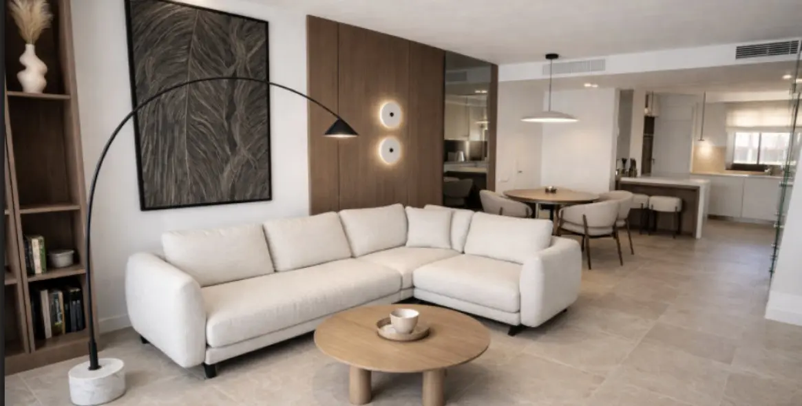 Venta de apartamento en planta media en Estepona 8