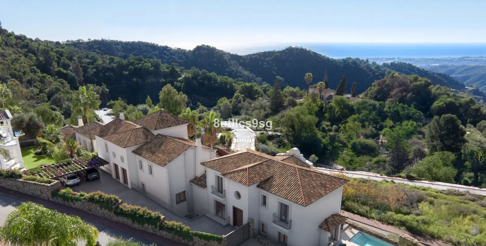 Sale of detached villa in Istán 13