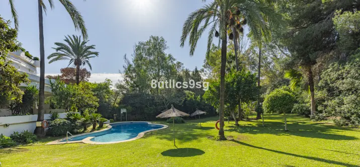 Venta de apartamento en planta baja en The Golden Mile 1