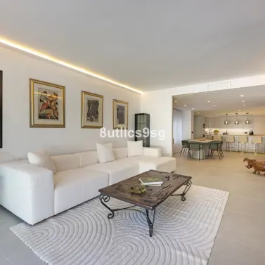 Venta de apartamento en planta baja en The Golden Mile