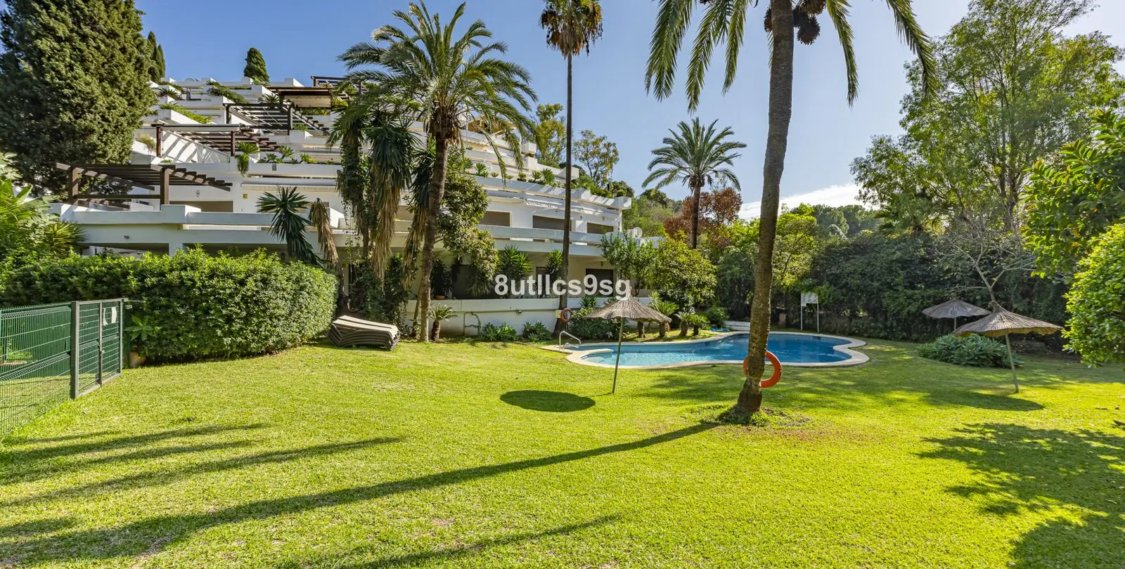 Sale of ground floor apartment in The Golden Mile 1