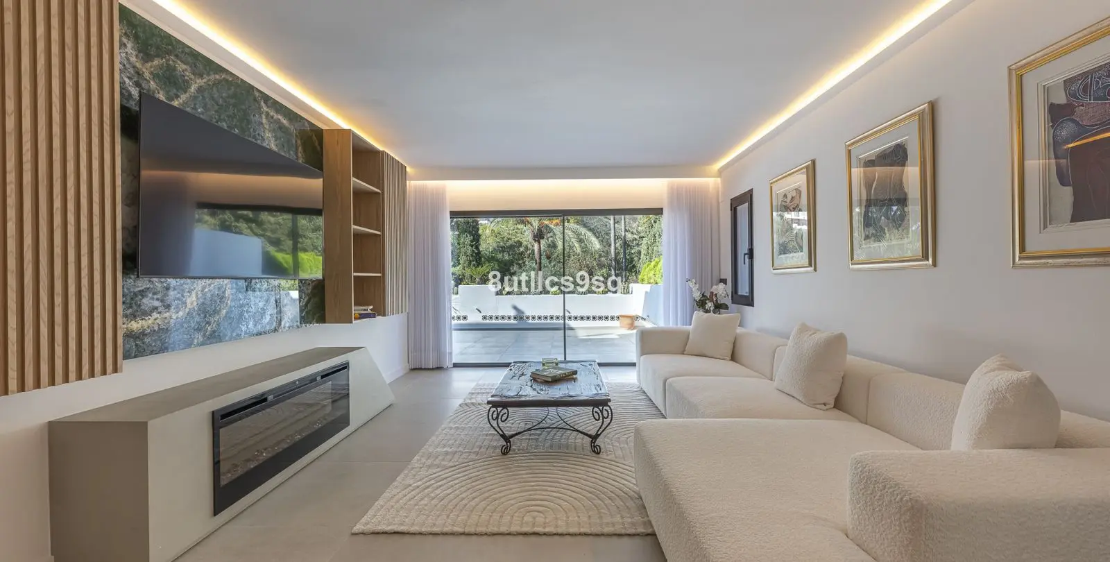 Sale of ground floor apartment in The Golden Mile 7