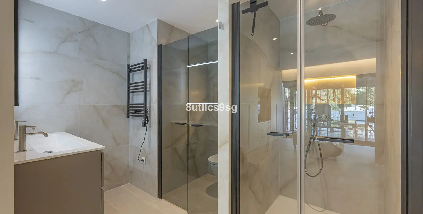 Sale of ground floor apartment in The Golden Mile 16