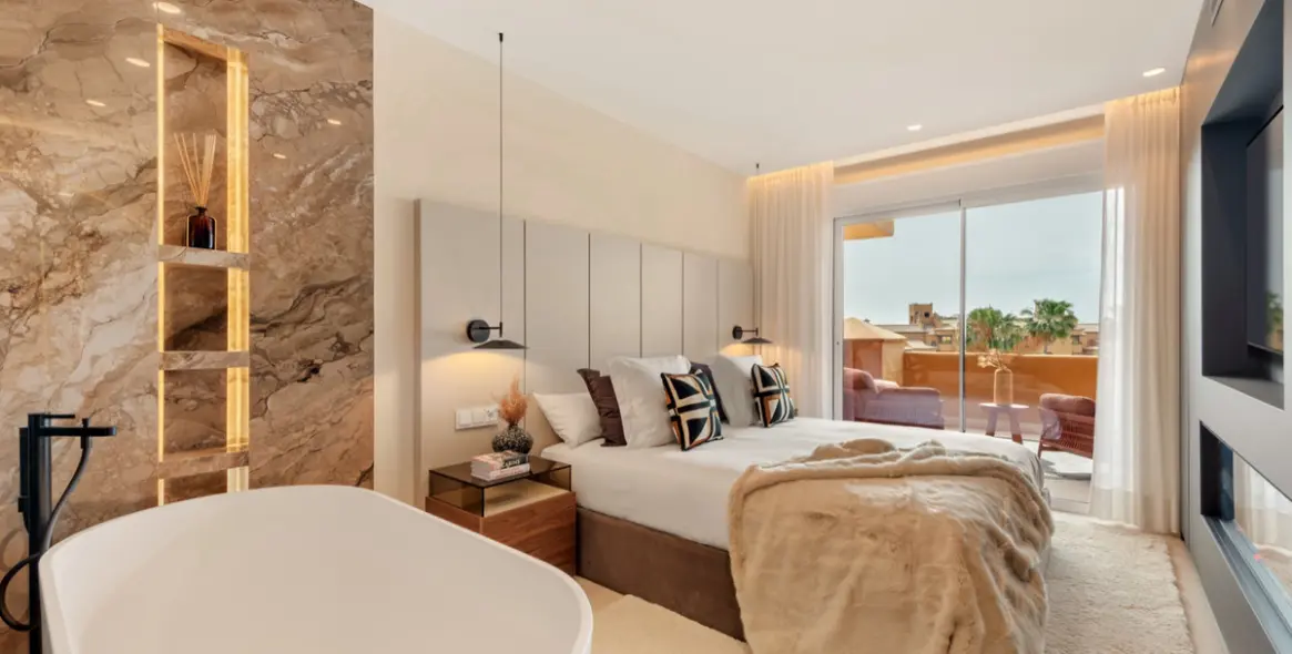 Venta de apartamento en planta baja en Estepona 14