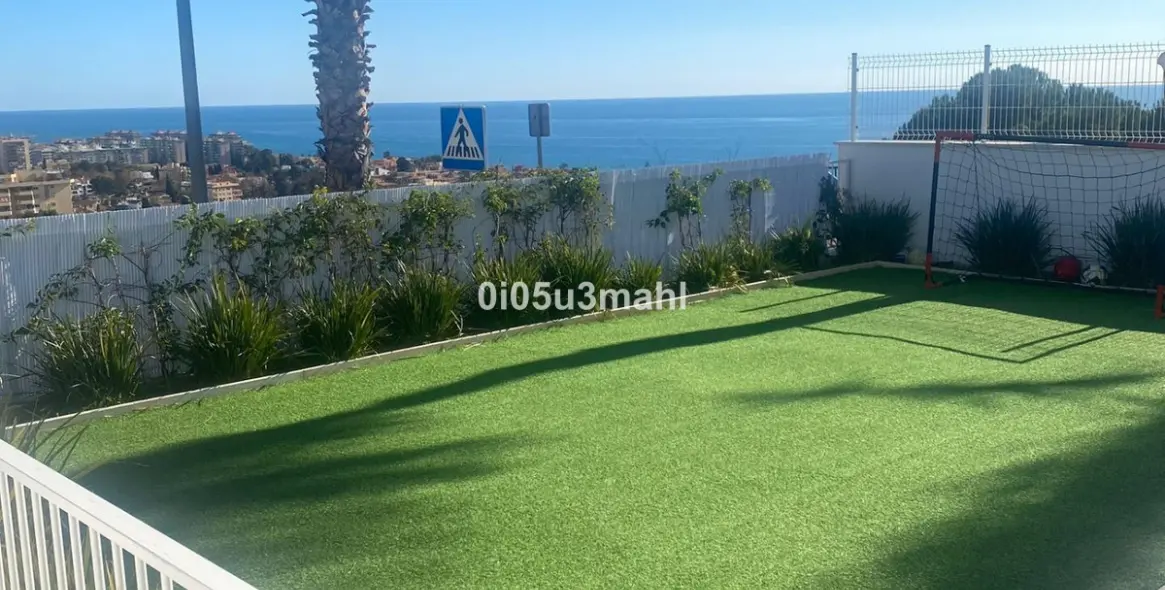 Venta de villa independiente en Cerrado de Calderón - Hacienda Paredes 9